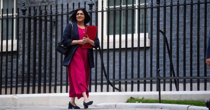 Migrants must learn English and not claim benefits to stay in UK, Government says