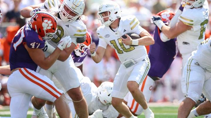 QB Haynes King leads No. 18 Georgia Tech into national conversation with 3
