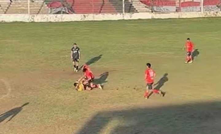 Condenaron a cuatro meses de prisión al futbolista que golpeó a un árbitro