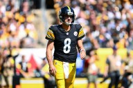 Steelers' Aaron Rodgers Enters Brett Favre Territory With Latest Milestone