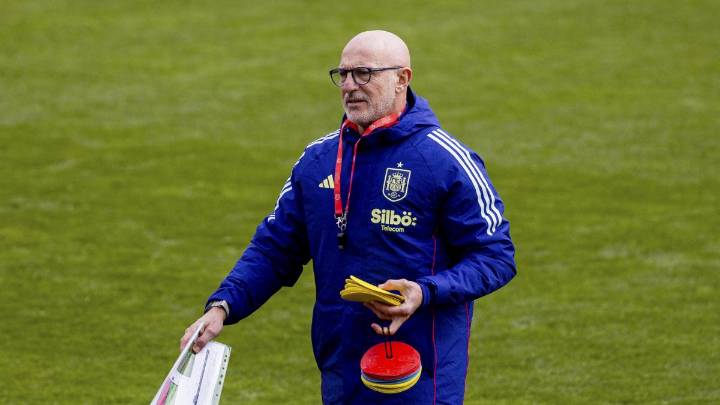 De la Fuente: “A Lamine hay que educarle pero está muy centrado en lo que quiere conseguir”