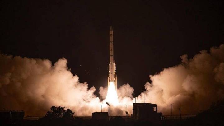 Israel spy satellite launch sparks 'brief panic' as residents mistake rocket for missile: reports