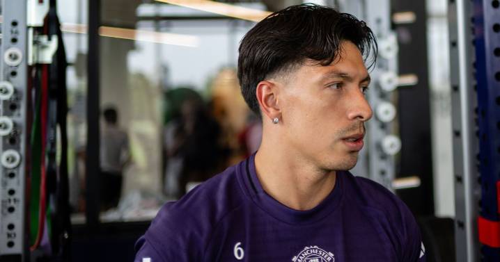 Lisandro Martinez, Casemiro