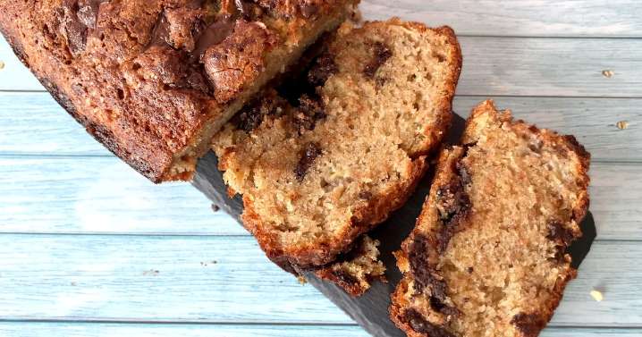 Receta de Budín fácil de harina de almendras y banana