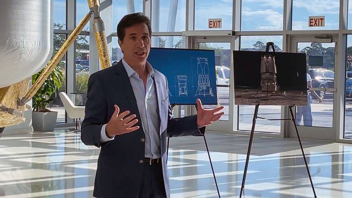 Blue Origin gives rare tour of New Glenn rocket factory