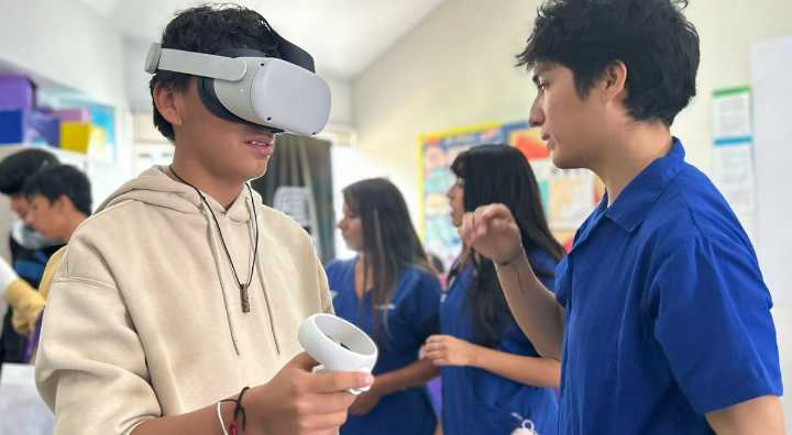 Realidad virtual: investigadores peruanos diseñan software contra miedo a arañas