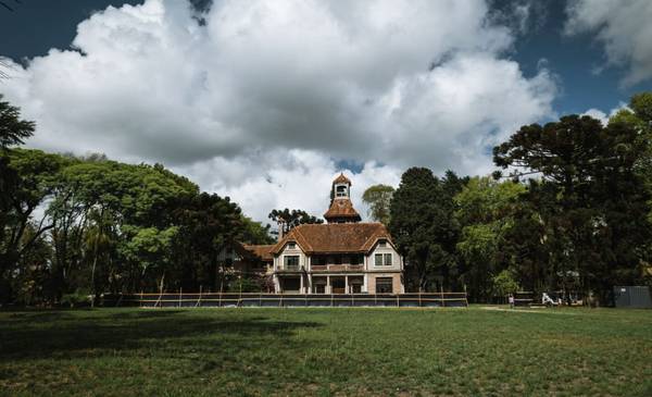 El nuevo espacio verde del sur con una casona del siglo XX