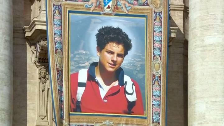 El papa anuncia la canonización de Carlo Acutis, el primer santo millenial