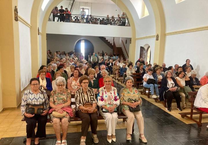 Las parroquias de La Mariña, en Villaviciosa, despiden a su cura, que se va a Covadonga: «Deja buenos recuerdos»