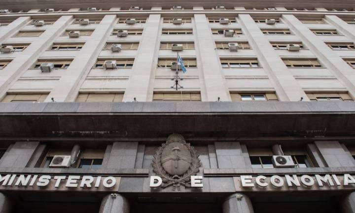El costo fiscal de la quita de retenciones llegaría hasta los USD 1.800 millones: qué factores pueden aminorar el impacto