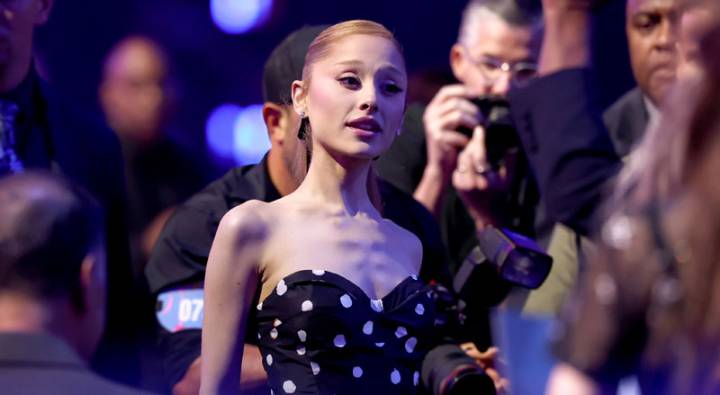 Who Is Sitting Next to Ariana Grande at VMAs 2025? Her Special Date Revealed! | 2025 MTV VMAs, Ariana Grande, Edward Butera, MTV VMAs