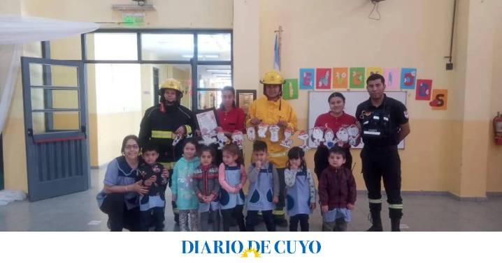 El desafío de los Bomberos Voluntarios: enseñarles a los más chiquitos a no tenerle miedo a los sismos