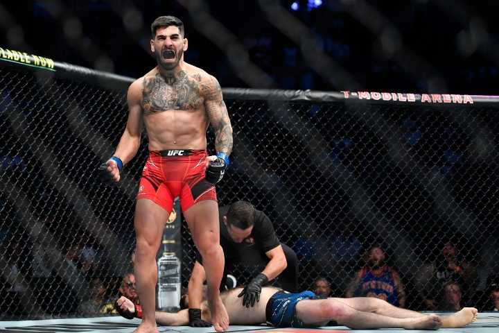 Ilia Topuria, su deseo de boxear y el papel de Dana White