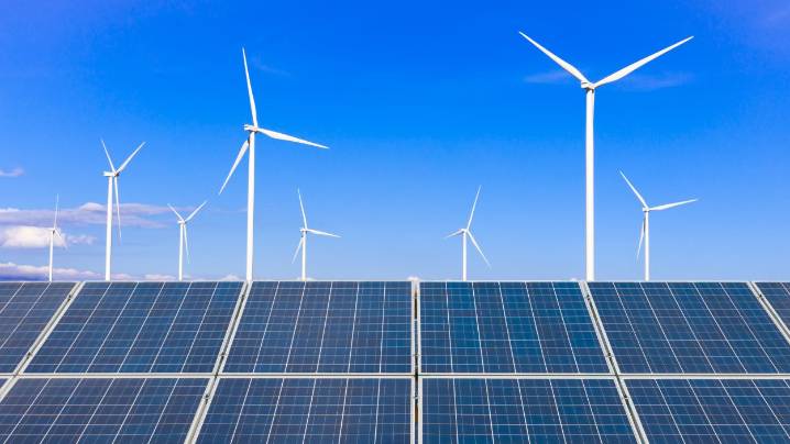 Naperville issues non-fossil fuel energy RFP to vendors 
