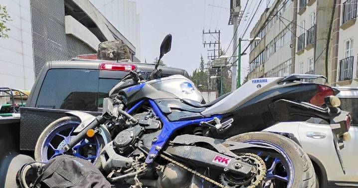 Detienen a dos hombres en Palmas, Álvaro Obregón, por presunto robo de motocicleta