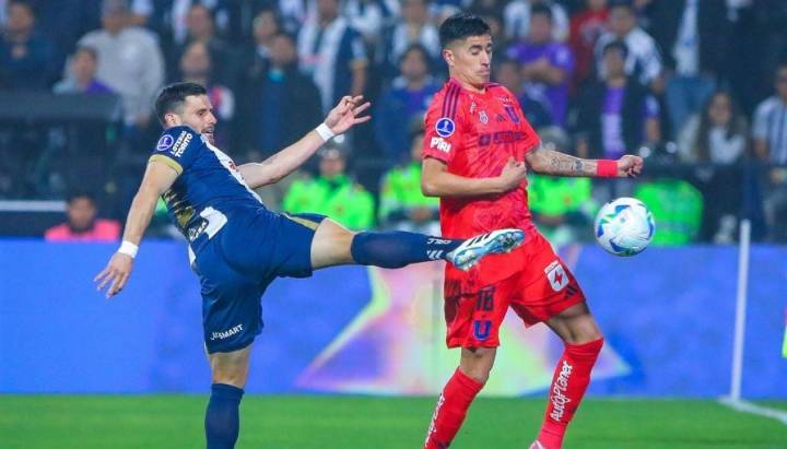 "Amateur": Universidad de Chile empata en Lima y los hinchas eligieron al "villano"