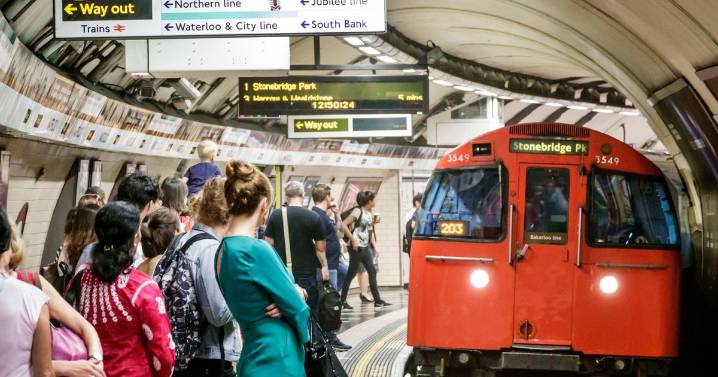 London Underground live as two lines facing severe delays with one part suspended