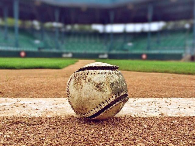 Matthys Ballpark now open again
