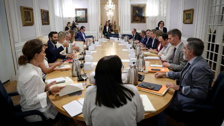 Las Corts evita coincidir el Debate de Política General con los 11 meses de la dana