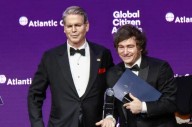 Milei recibió el premio "Ciudadano Global 2025" y destacó el respaldo de EE.UU.