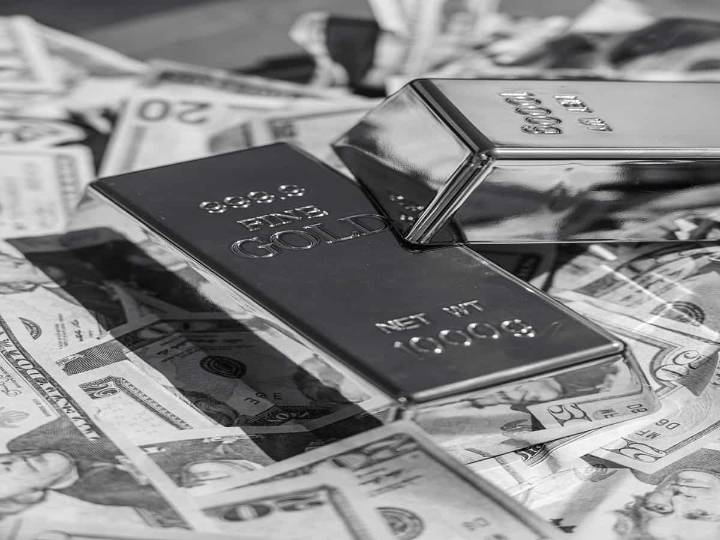 Silver hits record Rs 1.40 lakh/kg for first time as global rally intensifies
