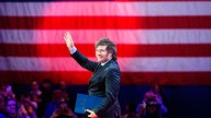 Javier Milei llega hoy a Estados Unidos en una visita relámpago a Los Ángeles para reunirse con inversionistas