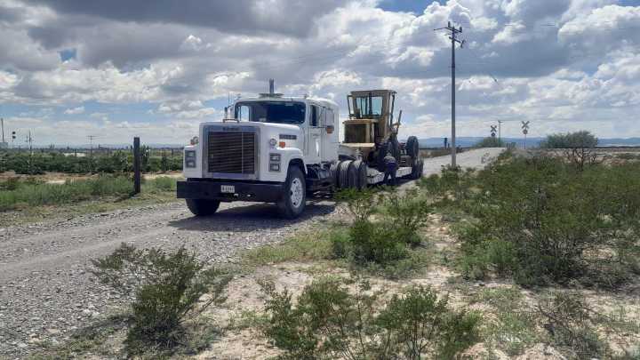 JEC y Catorce impulsan conservación de caminos rurales