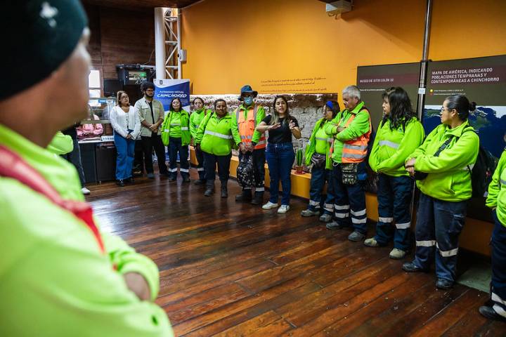 Funcionarios de Aseo y Ornato de Arica se capacitan para proteger el Patrimonio Chinchorro