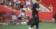Arrasate traslada a la plantilla que 'morirá' con sus ideas y quiere un equipo valiente desde el Alavés
