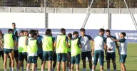 David Larrubia, pasillo, 'catea' y felicitaciones por la renovación