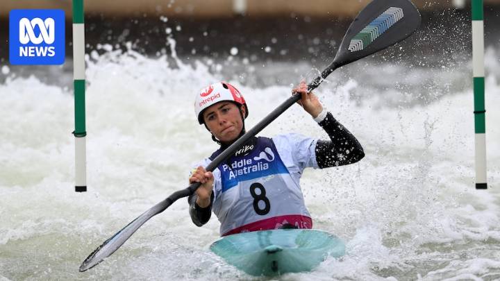 Noemie Fox in the mix for podium at ICF Canoe Slalom World Championships