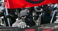 ¿Qué es Antifa y por qué Donald Trump anunció su designación como organización terrorista en Estados Unidos? | Charlie Kirk 