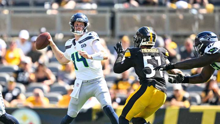 Sam Darnold Bounces Back From First-Half Interceptions To Help Lead Seahawks To Win