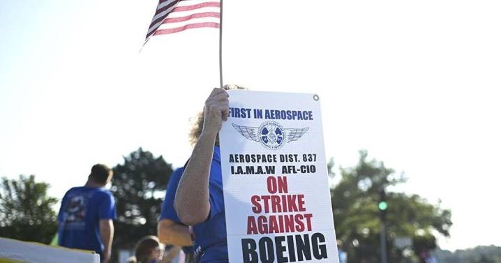 Can labor organizers transform a moment into a movement?