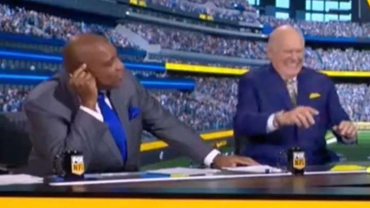 Terry Bradshaw breaks down in laughter on Fox NFL Sunday after Rob Gronkowski bizarrely explains family tree