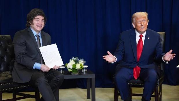 Trump le manifestó su apoyo incondicional a Milei durante la reunión en Nueva York