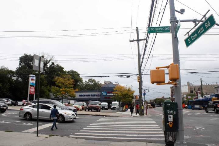 New laundromat set to open at East Gun Hill Road