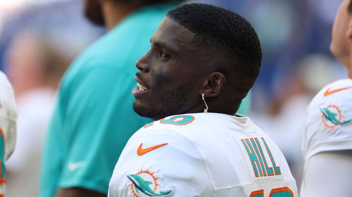 Dolphins’ Tyreek Hill surgery for multiple torn ligaments puts 2026 status in question