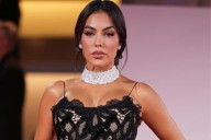 Alfombra roja. Georgina Rodríguez se robó todas las miradas en el Festival de Venecia al presentar su anillo de compromiso