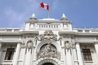 Congreso busca asegurar estabilidad de trabajadores ante retorno de la bicameralidad
