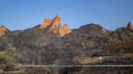 De lleno total a vacío absoluto: el fuego provoca cancelaciones masivas en Las Médulas