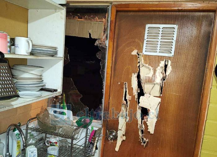 Denuncian que turba ‘reventó’ casa y atacó a toda una familia en El Asiento