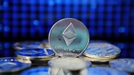 Ethereum enfrenta presión en alt-season mientras apuesta a la actualización Fusaka