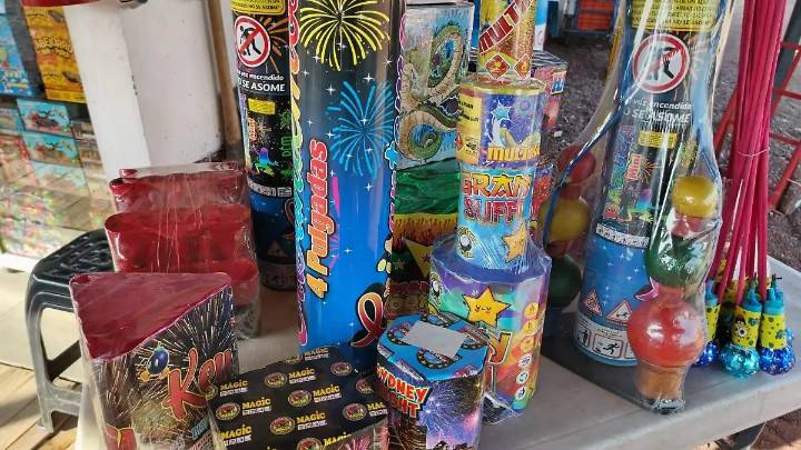 Prohíben venta, distribución y acopio de pirotecnia en fiestas patrias