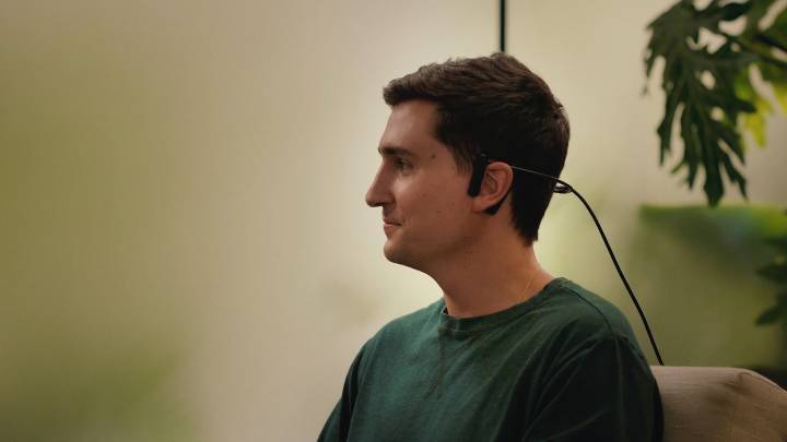 La tecnología casi mágica que lee tu mente: así funciona el primer dispositivo 'telepático' para comunicarte en silencio