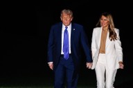Una Escultura satírica de Trump y Epstein aparece en el centro de Washington