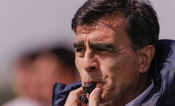 Entre dudas y ausencias, el rompecabezas de Quinteros en Independiente vs. Racing