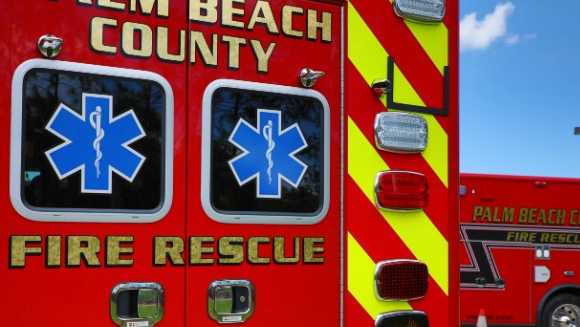 20-30 people treated after pepper spray fight at Florida school