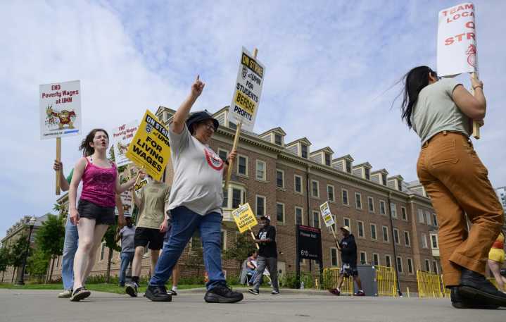 University of Minnesota, Teamsters reach tentative deal, Farm Aid concert is on