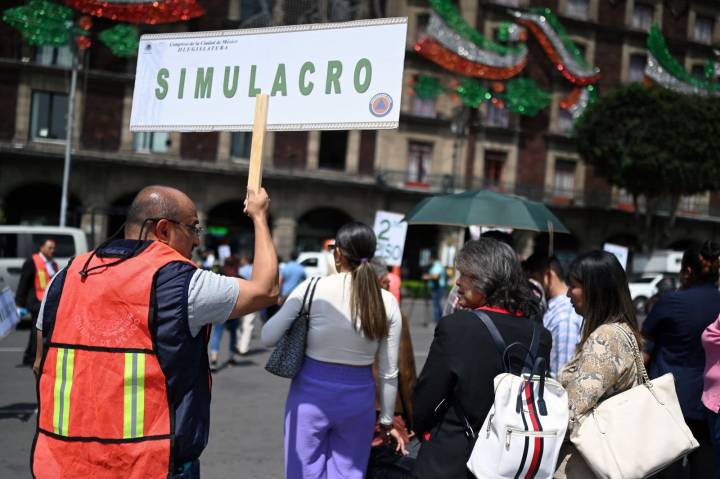 Preparan simulacro nacional tras 40 años del terremoto de 1985